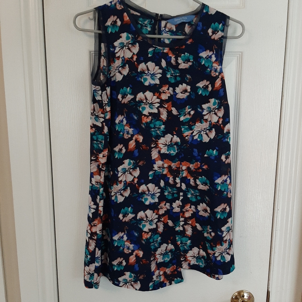 Floral flowy tank